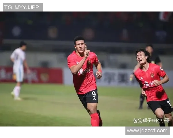 广州足球队的崛起之路：揭秘他们背后的力量与荣耀